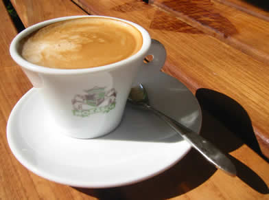 MOKASOL Cappucino en espresso. Veel smaak en geur, heerlijk! De Italiaanse zon in Nederland.